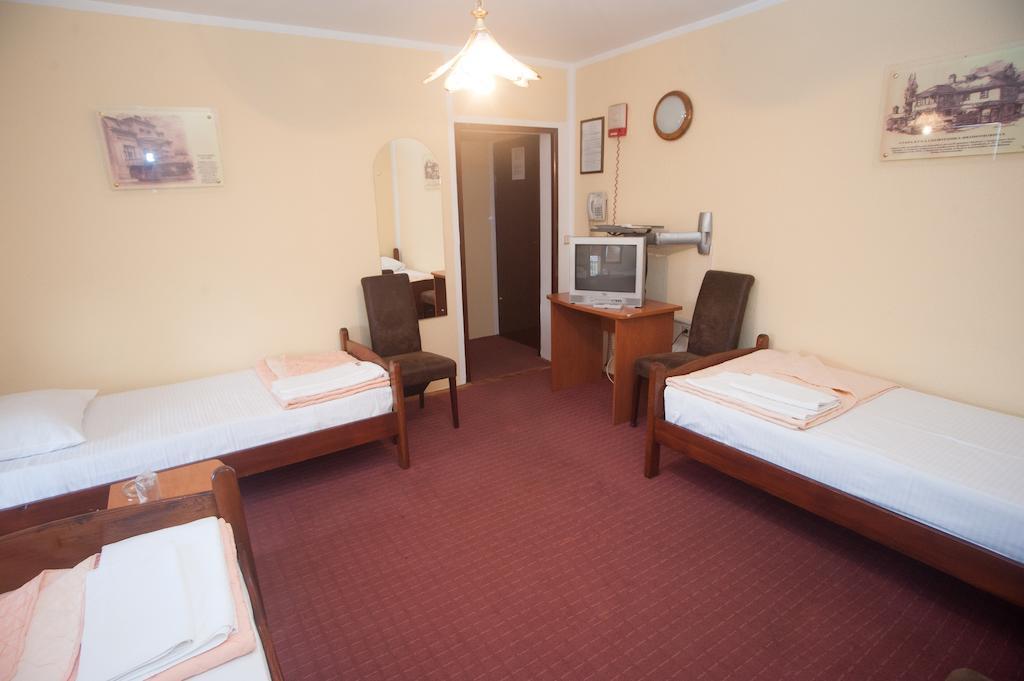 Hotel Extra Lion Md Ni Kültér fotó